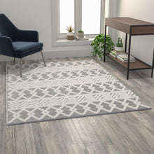 Load image into Gallery viewer, Geometric 5'x7' Area Rug - Hand Woven Gray Area Rug with Ivory Diamond Pattern