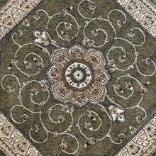 Load image into Gallery viewer, Traditional Style 5' x 5' Indoor Area Rug