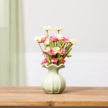 Load image into Gallery viewer, Scalloped Mini Vase (Set of 2)