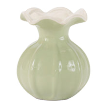 Load image into Gallery viewer, Scalloped Mini Vase (Set of 2)