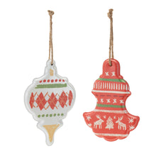 Load image into Gallery viewer, Metal Ornament with Nordic Pattern (Set of 4)