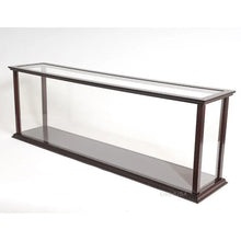 Load image into Gallery viewer, Normandie Large with Display Case