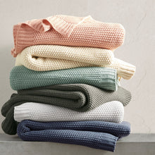 Load image into Gallery viewer, Bree Knit Throw II50-1138 By Olliix
