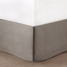 Load image into Gallery viewer, Emilia 12 Piece Jacquard Complete Bed Set - Cal King MP10-7206