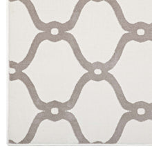 Load image into Gallery viewer, Beltara Chain Link Transitional Trellis 8x10 Area Rug by Modway