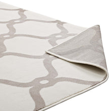 Load image into Gallery viewer, Beltara Chain Link Transitional Trellis 8x10 Area Rug by Modway