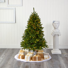 Load image into Gallery viewer, 5' Sierra Spruce 'Natural Look' Artificial Christmas Tree w/ 200 Clear LED Light