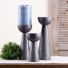 Load image into Gallery viewer, Hammered Design Candle Holder (Set of 2)