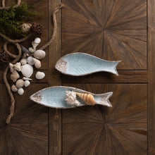 Load image into Gallery viewer, Geometric Etched Fish Plate (Set of 2)