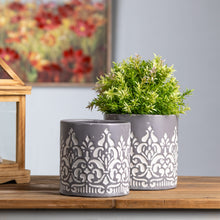 Load image into Gallery viewer, Ornate Metal Planter (Set of 2)