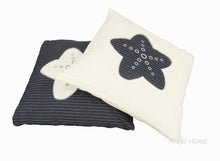 Load image into Gallery viewer, Anne Home - White Pillow Blue Star