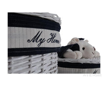 Load image into Gallery viewer, Anne Home - Set of 4 Oval Willow Baskets With Bear Design