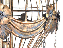 Load image into Gallery viewer, Vintage Hot Air Balloon Pendant