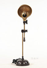 Load image into Gallery viewer, Lamp Brass Finish