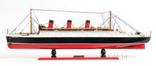 Load image into Gallery viewer, Queen Mary Large with Display Case