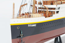 Load image into Gallery viewer, TITANIC WITH LIGHTS