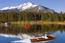 Load image into Gallery viewer, Chris Craft Design Boat 14 Feet