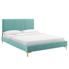 Load image into Gallery viewer, Peyton King Platform Bed in Mint