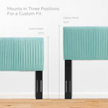 Load image into Gallery viewer, Peyton King Platform Bed in Mint