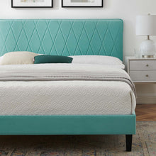 Load image into Gallery viewer, Phillipa Full Platform Bed in Mint