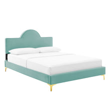 Load image into Gallery viewer, Sunny King Bed in Mint