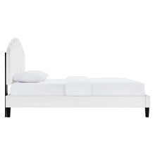 Load image into Gallery viewer, Daisy Performance Velvet Twin Platform Bed by Modway