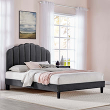 Load image into Gallery viewer, Daisy Performance Velvet King Platform Bed