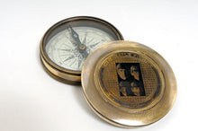 Load image into Gallery viewer, Beetles Compass w leather case