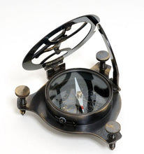 Load image into Gallery viewer, Sundial Compass in wood box (Medium)