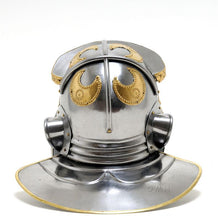 Load image into Gallery viewer, Imperial Roman Helmet