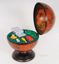 Load image into Gallery viewer, Globe Poker Set