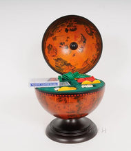 Load image into Gallery viewer, Globe Poker Set