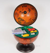 Load image into Gallery viewer, Globe Poker Set