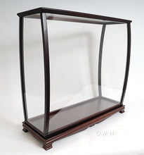 Load image into Gallery viewer, USS Constitution Midsize With Display Case