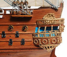 Load image into Gallery viewer, San Felipe Small with Display Case