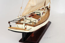 Load image into Gallery viewer, Skipjack Painted (L80)