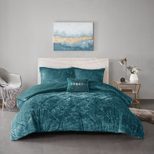 Load image into Gallery viewer, Olliix Felicia 100% Polyester Crushed Comforter Set By Intelligent Design ID10-1976