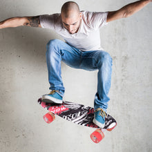 Load image into Gallery viewer, Durable Patterned Skateboard with Red Wheels