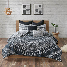 Load image into Gallery viewer, 7 Piece Cotton Reversible Coverlet Set -Full/Queen Uh13-2147