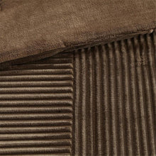 Load image into Gallery viewer, Corduroy Plush Comforter Mini Set -King/Cal King BASI10-0422 By Olliix