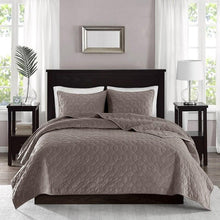 Load image into Gallery viewer, Madison Park Harper Velvet 3 Piece Coverlet Set -Full/Queen MP13-3305 By Olliix