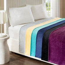 Load image into Gallery viewer, Intelligent Design Oversized Blanket -Twin/Twin Xl ID51-1086 By Olliix