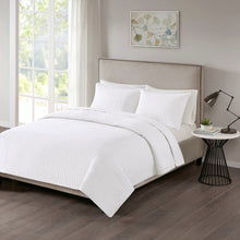 Load image into Gallery viewer, 510 Design Otto 3 Piece Reversible Coverlet Set - King/Cal King 5DS13-0029