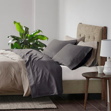 Load image into Gallery viewer, Beautyrest 600 Thread Count Cooling Cotton Rich Sheet Set - Cal King BR20-1009