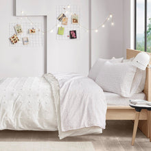 Load image into Gallery viewer, Intelligent Design Cozy Soft Cotton Novelty Print Flannel Sheet Set - Twin Xl ID20-1557