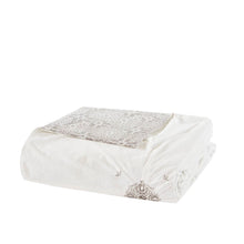 Load image into Gallery viewer, Madison Park Malia 4 Piece Embroidered Cotton Reversible Duvet Cover Set - Full/Queen MP12-6185