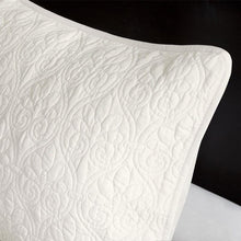 Load image into Gallery viewer, Madison Park Quebec Bedspread Mini Set -Twin MP13-2632 By Olliix