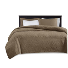 Load image into Gallery viewer, Madison Park Quebec Reversible Coverlet Set - Full/Queen MP13-6486