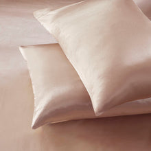 Load image into Gallery viewer, Madison Park Essentials Satin Wrinkle-Free Luxurious 6-Piece Sheet Set - Full MPE20-772