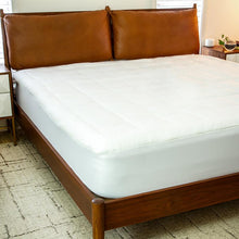 Load image into Gallery viewer, White Mattress Pad - King Size - Quilted Cotton Top - Fits 8"-21" Mattresses
